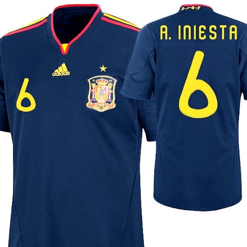 Camiseta de Iniesta de la Selección Española Segunda Equipación con Estrella - EL UTILLERO