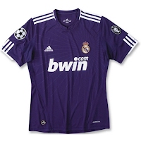 Camiseta de Niño de Xabi Alonso del Real Madrid 2010/2011 Champions League