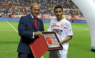 Camiseta de Navas del Sevilla Temporada 2010/2011