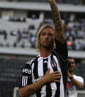 Camiseta de Guti del Besiktas